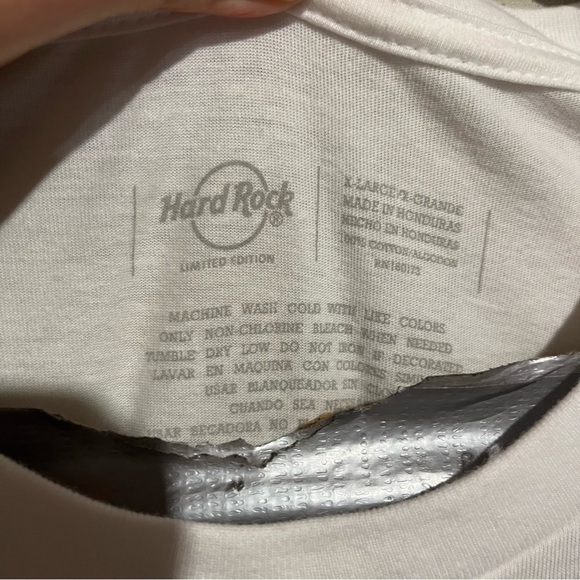 HARD ROCK CAFE NWT Pigeon Forge Mens T-Shirt Santa Hat Limited Edition XL - Picture 3 of 7